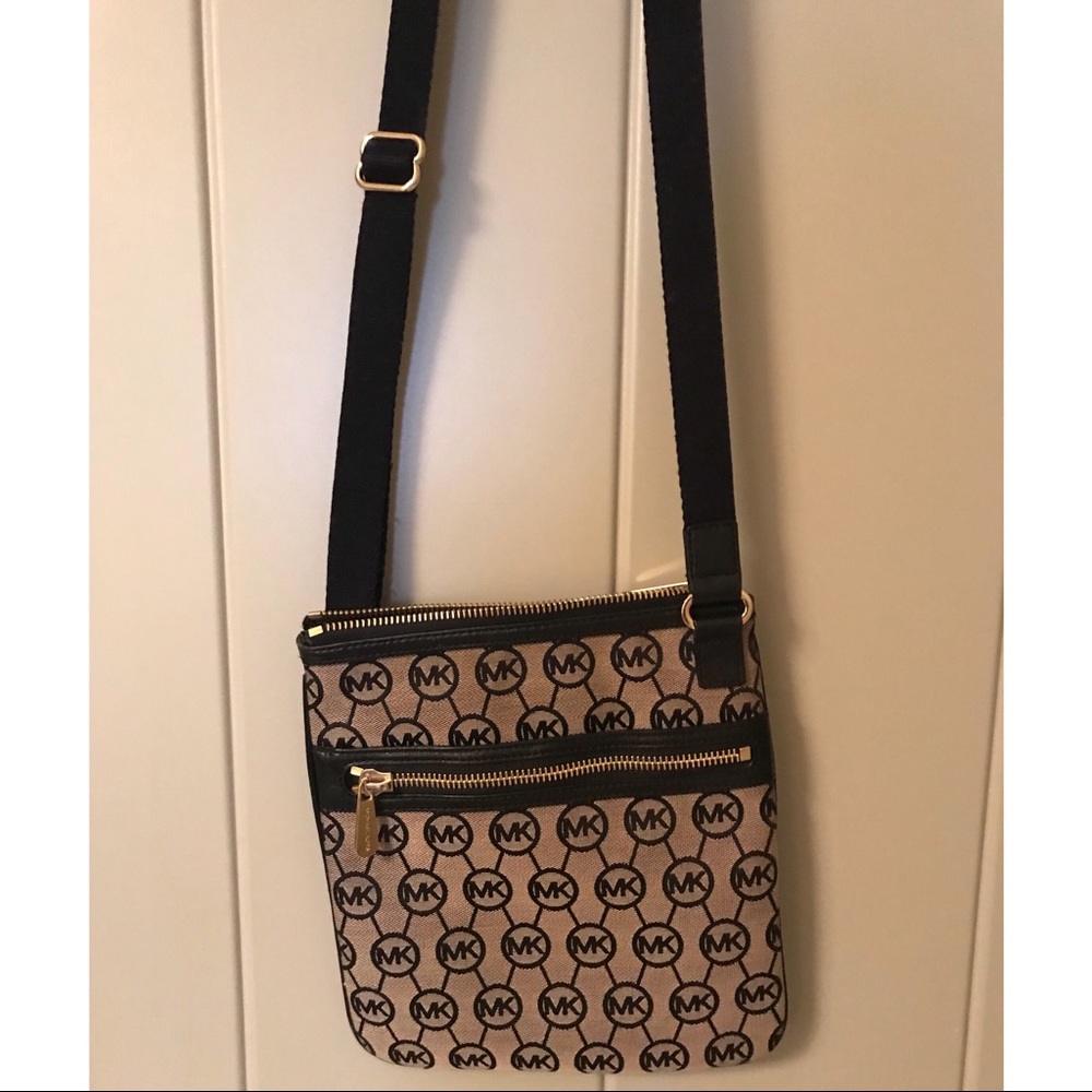 Michael Kors Crossbody Purse
